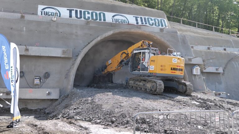 ZAČALI SME RAZIŤ TUNEL OKRUHLIAK