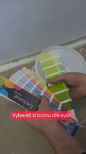 Více než 3000 barev