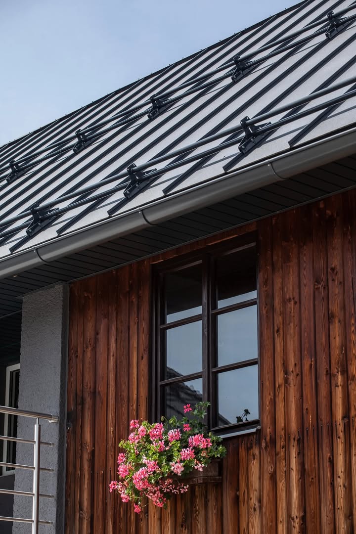 🌤️ Jarná pripomienka: skontrolovali ste svoju strechu?