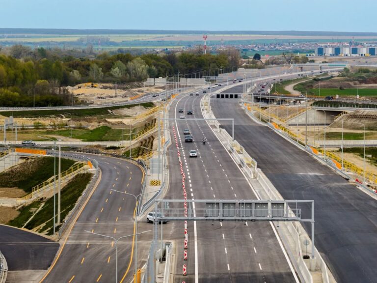 Photos from Národná diaľničná spoločnosť’s post