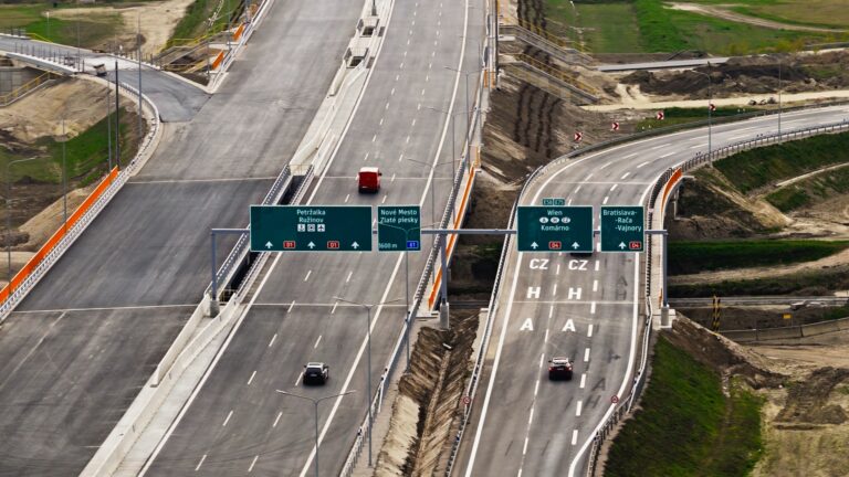 KRIŽOVATKA D4XD1 IDE DO FINÁLE